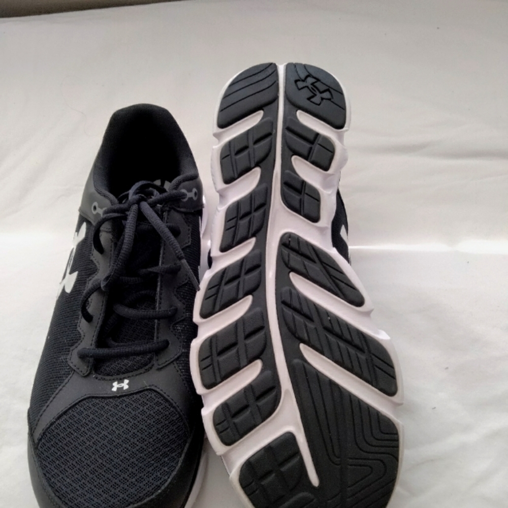 Under Armour Assert 6 Used Men's Shoes. MICR